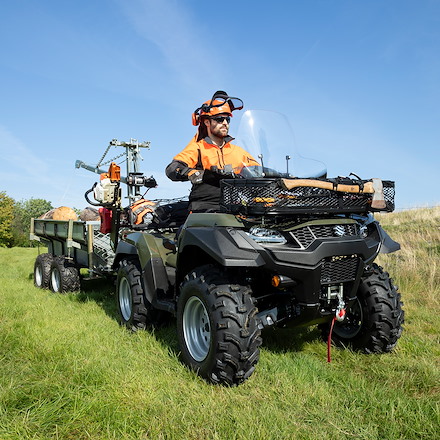 Fyrhjulingen som arbetsmaskin - redskap till ATV du inte visste fanns