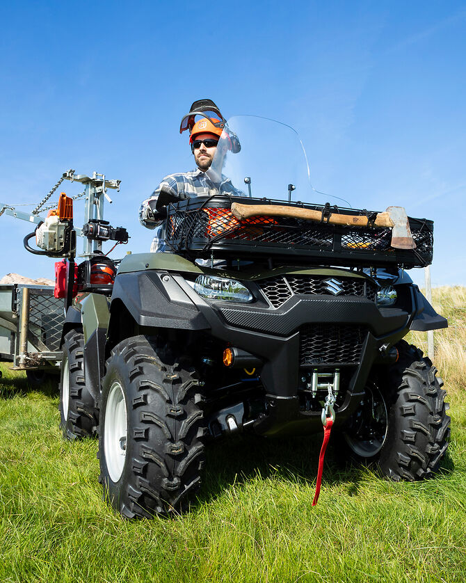 ATV med vagn och lastrack