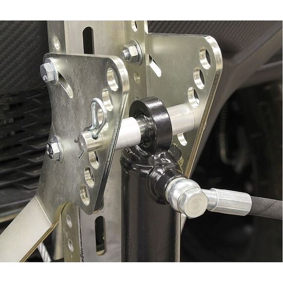 Iron Baltic (IB) Ploglyftsadapter Suzuki LTA 500/750 2019+