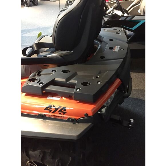 Iron Baltic (IB) Eccentric pin / clamp För CF Moto Kompositlastrack