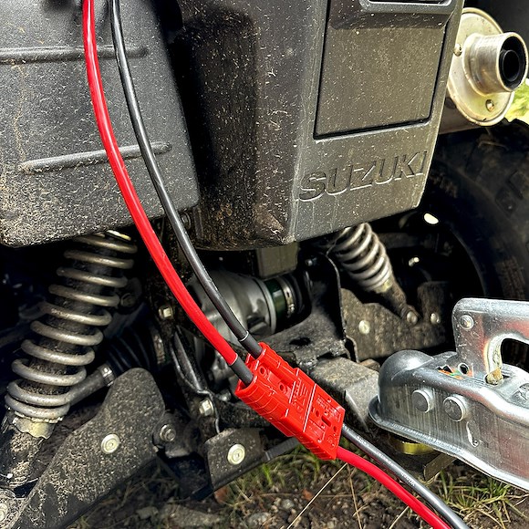 BRONCO ATV Multivagn med Kran och Elvinsch