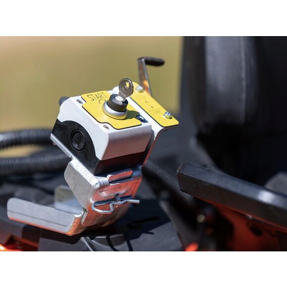 Iron Baltic (IB) ATV SLAGHACK 14HP Briggs & Stratton 115cm - ELSTART