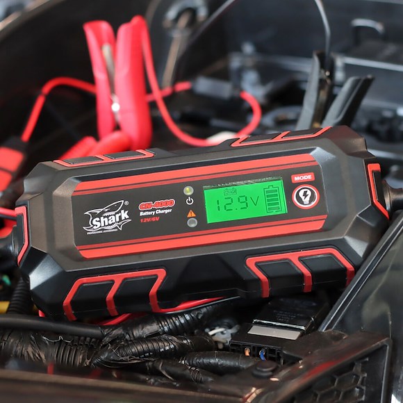 SHARK Batteriladdare ATV 6/12V 4A IP54