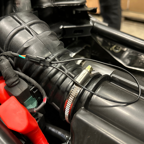 ROUGHWORX Bygelkabel Säteslarm CF Moto/Goes