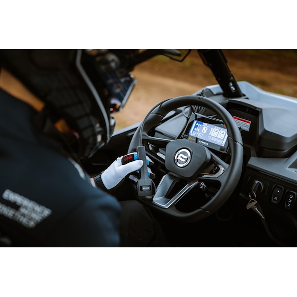 CF MOTO CF Moto Z Force 950 Svart TB