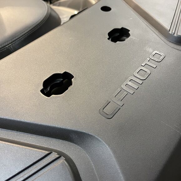 Tesseract Tesseract Quick Release Fästen CF Moto (4st)