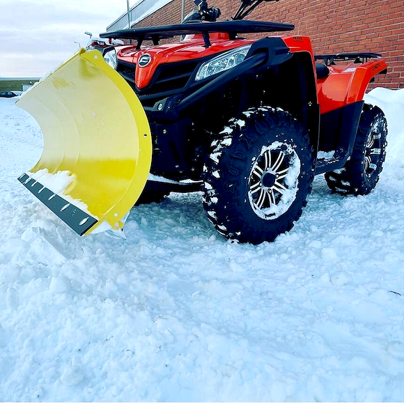 Iron Baltic (IB) Centermonterad Plog CF Moto C Force 450/520 / Goes Terrox