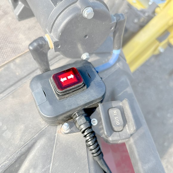 Iron Baltic (IB) IB Redskapsbärare Hydraulisk för 2 tum mottagare/fäste