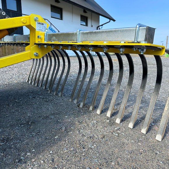 Iron Baltic (IB) Kratta för IB Redskapsbärare