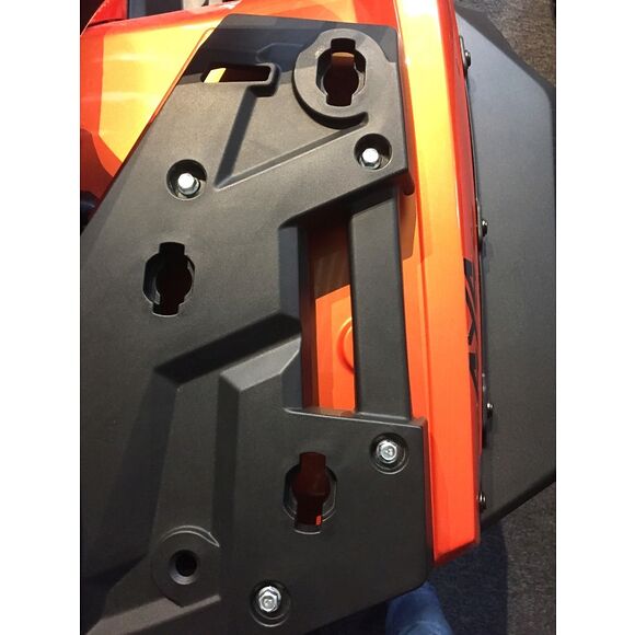 Iron Baltic (IB) Eccentric pin / clamp För CF Moto Kompositlastrack